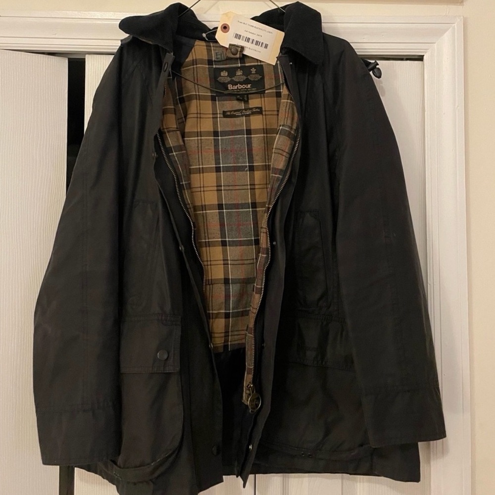 Barbour Women’s Beadnell Wax Jacket & Hood - women’s US sized 10, navy blue.